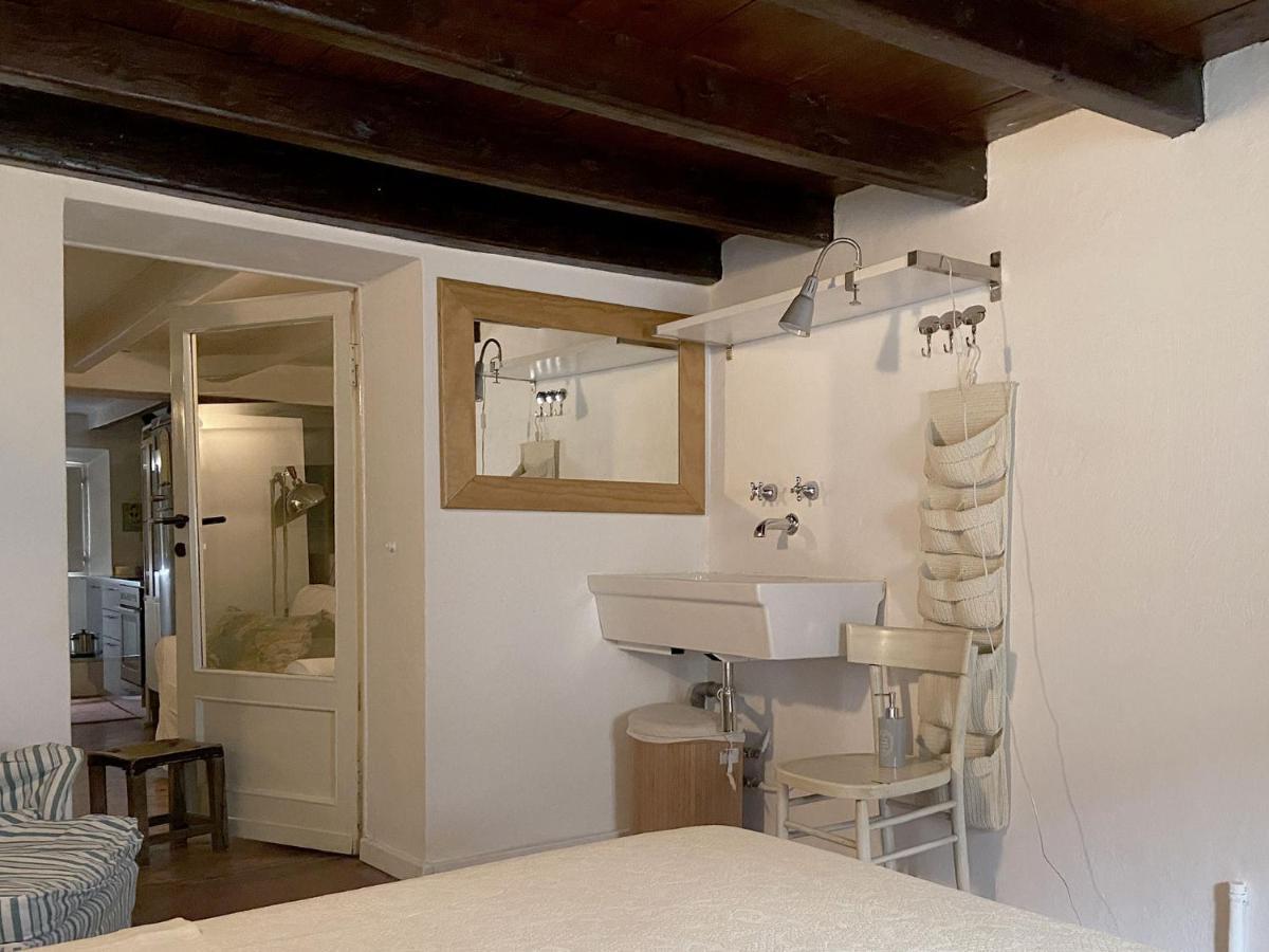 Fascinating Central Hideaway In A Physicist'S Home Como Exterior foto